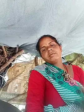 Snapshot of Sapna_cutt chatting on September 2025 06:52:02 AM Sapna cutt online show from September 2025 06:52:02 AM