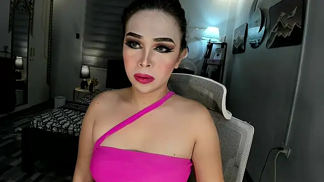 Snapshot of Lavinia_NastyGoddess chatting on October 2025 03:04:02 PM Lavinia NastyGoddess online show from October 2025 03:04:02 PM