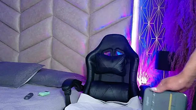 samiradoll online show from December 2025 03:07:01 AM