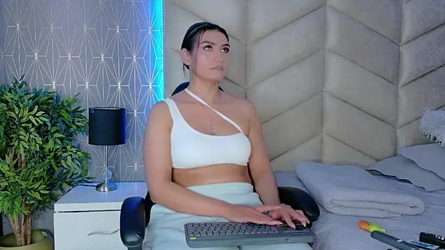 samiradoll online show from February 2026 02:33:02 AM