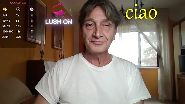 Snapshot of lattediyak chatting on October 2025 01:10:01 PM lattediyak online show from October 2025 01:10:01 PM