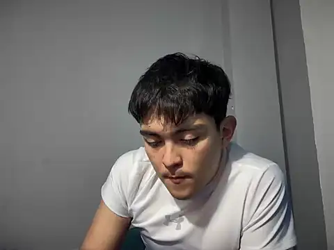 ivy xo online show from September 2025 04:11:01 AM