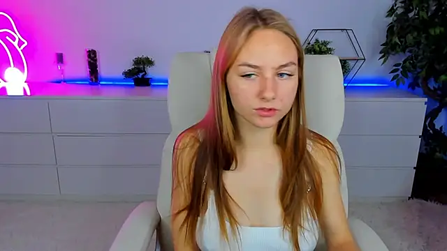 MilaAddams online show from October 2025 05:33:02 AM