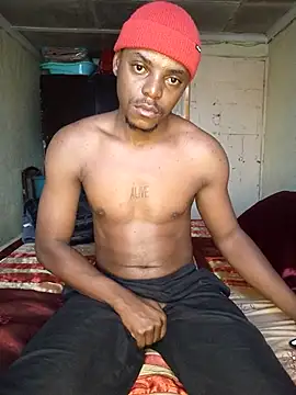 Snapshot of Hluga_25 chatting on February 2026 04:32:01 AM Hluga 25 online show from February 2026 04:32:01 AM