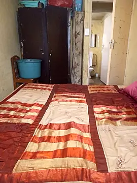 Hluga 25 online show from November 2025 02:10:01 PM