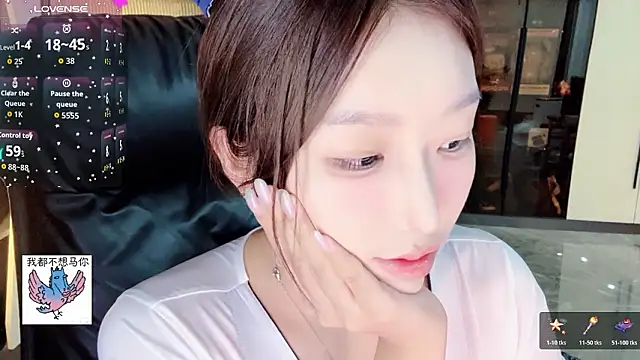 Winnie666- online show from March 2026 01:30:01 PM