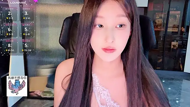 Winnie666- online show from April 2026 02:24:01 PM