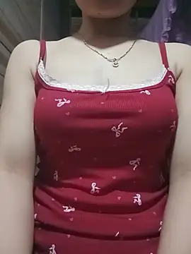 LucyyLy online show from July 2026 10:44:01 AM
