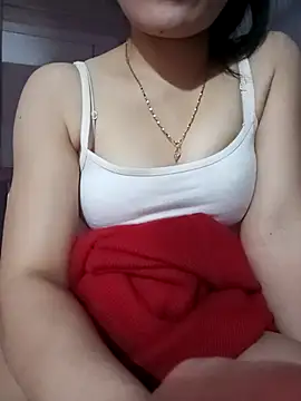 LucyyLy online show from December 2025 10:42:02 AM