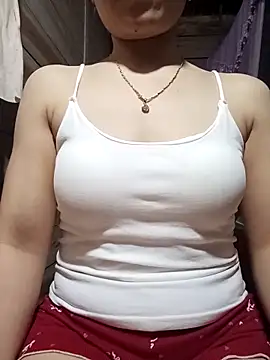 LucyyLy online show from May 2026 11:57:01 AM
