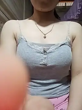 LucyyLy online show from May 2026 12:30:02 AM
