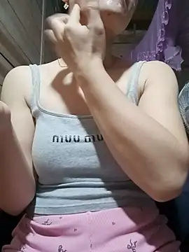 LucyyLy online show from June 2026 11:10:02 PM