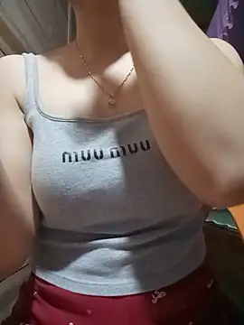 LucyyLy online show from May 2026 10:53:02 PM