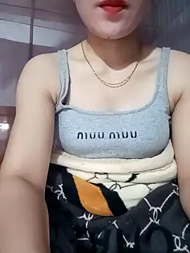 LucyyLy online show from December 2025 11:51:01 PM