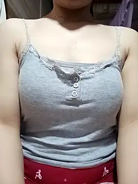 LucyyLy online show from April 2026 12:34:01 AM