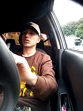 DebutingPathway online show from November 2025 12:28:02 PM