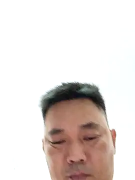 Snapshot of NguyenTrungHieu81 chatting on May 2026 06:46:01 AM NguyenTrungHieu81 online show from May 2026 06:46:01 AM