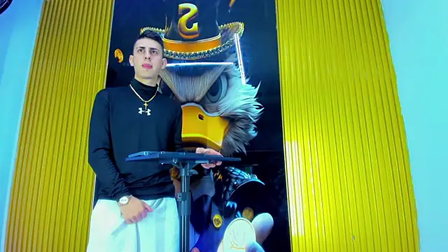 Snapshot of Dante_Brown1_ chatting on December 2025 03:57:01 AM Dante Brown1 online show from December 2025 03:57:01 AM