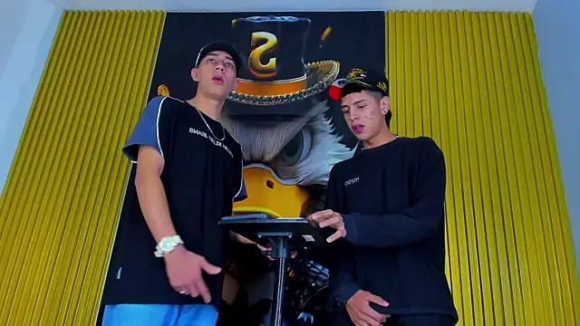 Snapshot of Dante_Brown1_ chatting on November 2025 08:56:02 PM Dante Brown1 online show from November 2025 08:56:02 PM