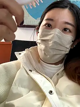 Snapshot of Lulu125216 chatting on November 2025 05:00:01 AM Lulu125216 online show from November 2025 05:00:01 AM