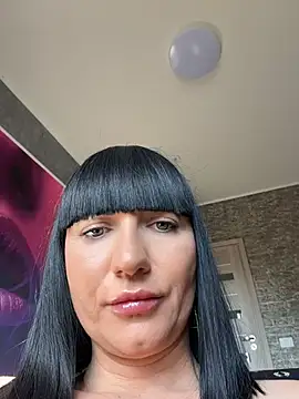MysticCleo online show from May 2026 04:05:02 PM