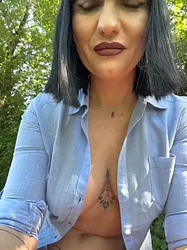 MysticCleo online show from April 2026 01:36:01 PM
