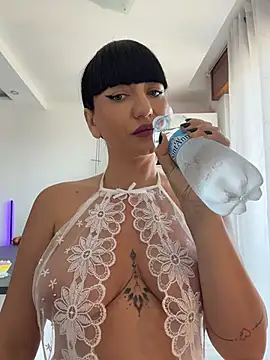 Snapshot of MysticCleo chatting on June 2026 12:44:02 PM MysticCleo online show from June 2026 12:44:02 PM