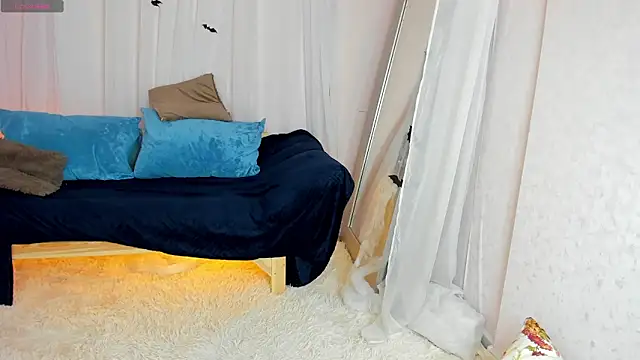 Snapshot of Belle_Wa1ker chatting on November 2025 01:10:02 AM Belle Wa1ker online show from November 2025 01:10:02 AM