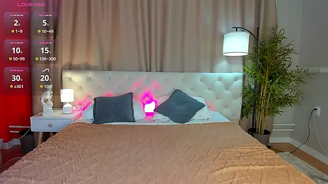 Snapshot of Belle_Wa1ker chatting on November 2025 01:09:01 AM Belle Wa1ker online show from November 2025 01:09:01 AM