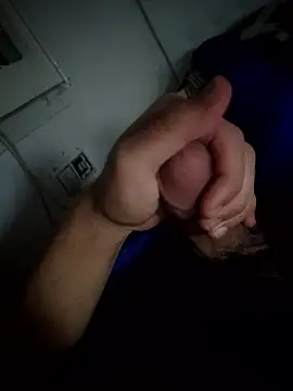 Snapshot of Yazaza1999 chatting on September 2025 11:33:02 PM Yazaza1999 online show from September 2025 11:33:02 PM