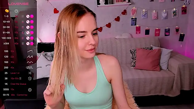 LillianShine online show from May 2026 08:43:02 AM