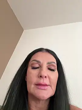 Nola Luxx-offiziell online show from November 2025 12:31:01 PM