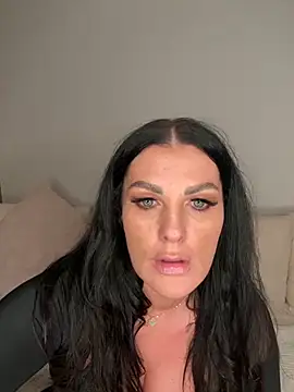 Nola Luxx-offiziell online show from October 2025 08:10:02 PM