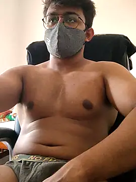 Rockky79 online show from April 2026 09:33:01 AM