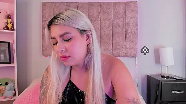 naomi sanz online show from February 2026 04:03:02 AM