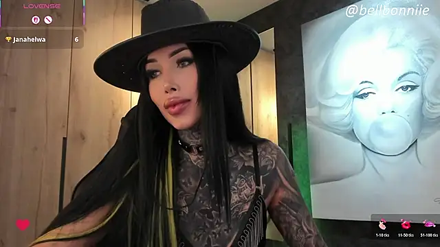 belllbonniie online show from October 2025 06:49:01 PM