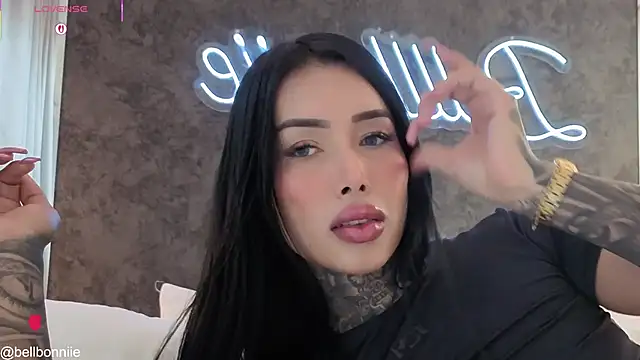 belllbonniie online show from May 2026 11:31:01 PM