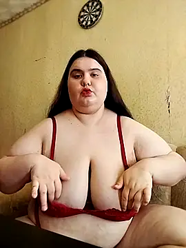 Vllada Brattz online show from May 2026 01:15:01 PM