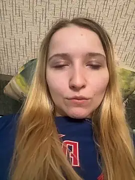 Snapshot of Milana_Key chatting on September 2025 02:28:01 PM Milana Key online show from September 2025 02:28:01 PM