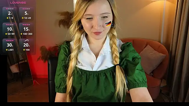Snapshot of Milana_Key chatting on September 2025 09:55:01 PM Milana Key online show from September 2025 09:55:01 PM