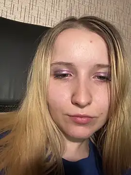 Snapshot of Milana_Key chatting on September 2025 12:33:01 AM Milana Key online show from September 2025 12:33:01 AM