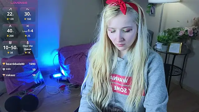 Milana Key online show from December 2025 10:05:02 AM