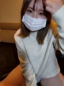 Snapshot of --MIYUKI chatting on November 2025 05:18:01 AM --MIYUKI online show from November 2025 05:18:01 AM