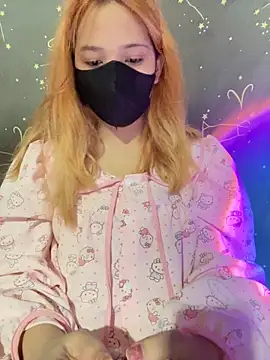 Snapshot of swallow-nice chatting on September 2025 04:08:01 PM swallow-nice online show from September 2025 04:08:01 PM