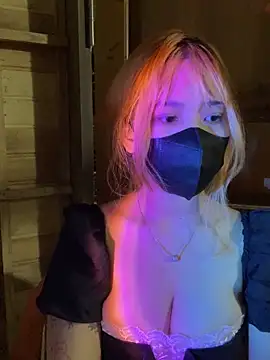 Snapshot of swallow-nice chatting on September 2025 08:05:01 AM swallow-nice online show from September 2025 08:05:01 AM