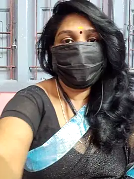 Tamil Azhaghi25 online show from November 2025 07:02:02 PM