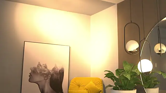 Tayler Kim online show from February 2026 06:58:01 PM