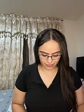 Tayler Kim online show from June 2026 07:52:02 PM