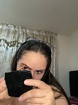 Tayler Kim online show from May 2026 09:03:03 PM
