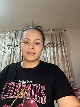 Tayler Kim online show from May 2026 07:34:01 PM